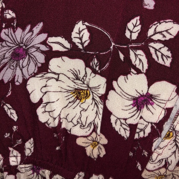 Maroon / Burgundy / Garnet Floral Romper - Picture 3 of 3